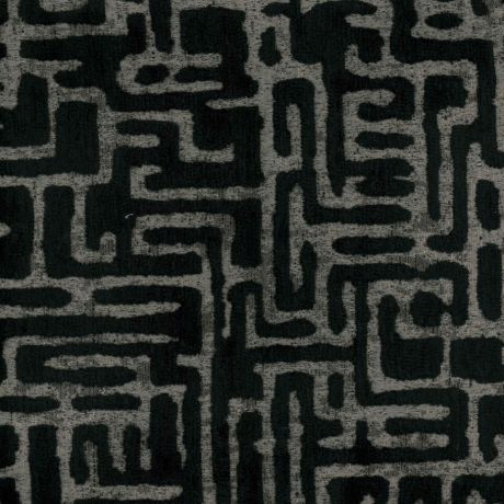 Labyrinth, Ebony